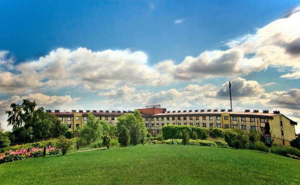 Hotel 500 Tarnowo Podgórne Exteriér fotografie